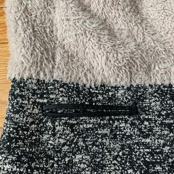 *LIKE NEW* Anthropologie sherpa & leather vest - Picture 3 of 7